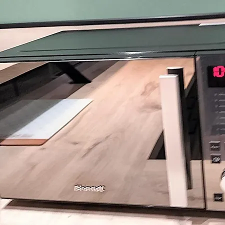 Villa Albert * 滨海隆热维勒